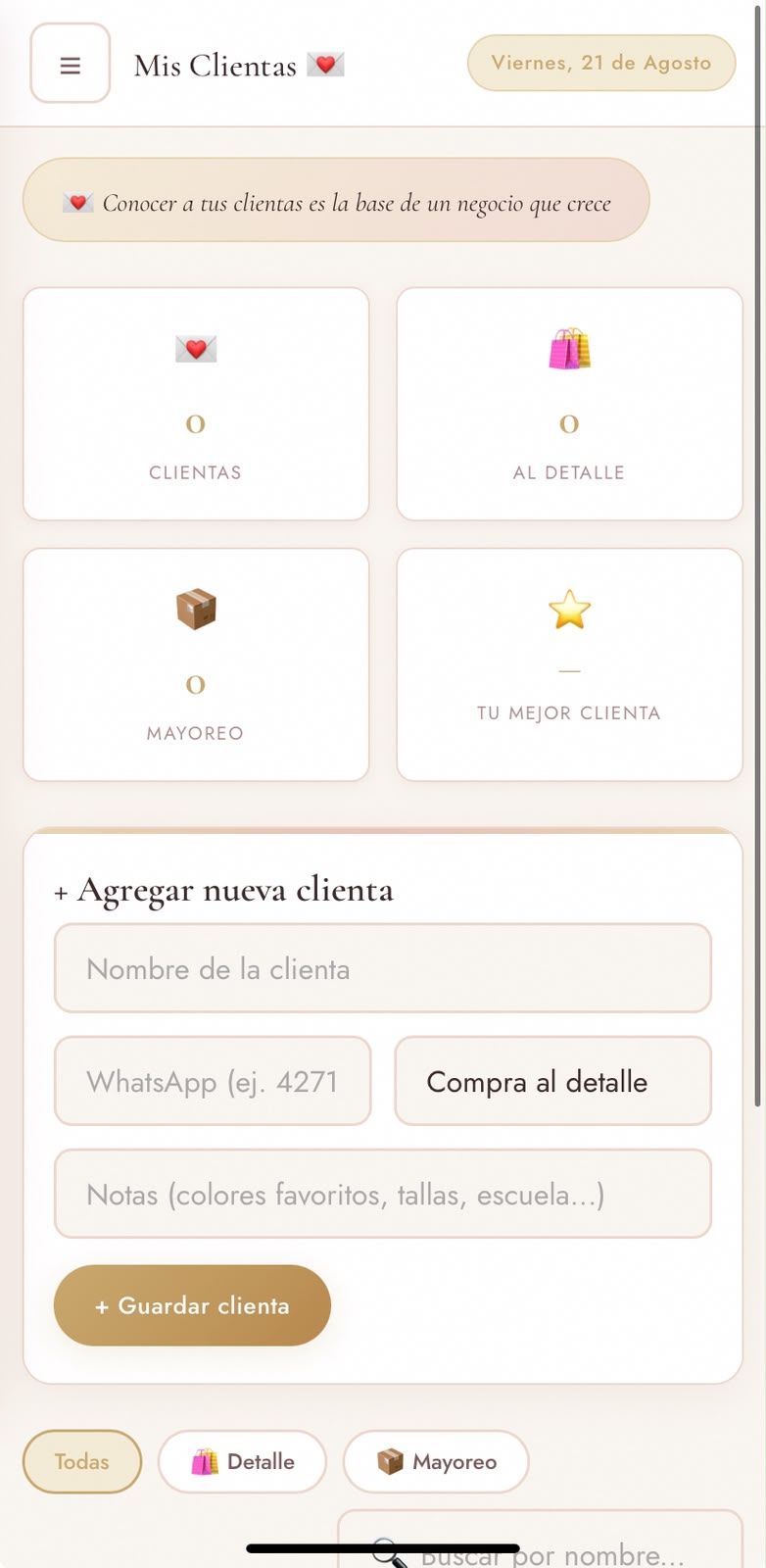 Sección Mis Clientas: registro de clienta con WhatsApp, tipo de compra y notas